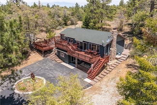 43656 Ridgecrest Dr, Big Bear Lake, CA 92315