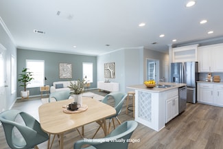 37 Hanna Ct Unit 299, Fort Myers, FL 33908