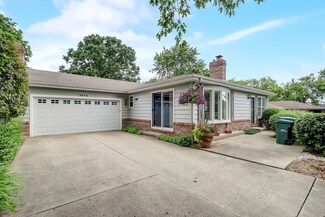 3978 Blackstone Ave, Gurnee, IL 60031