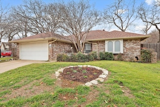 414 Morrison Dr, Euless, TX 76039