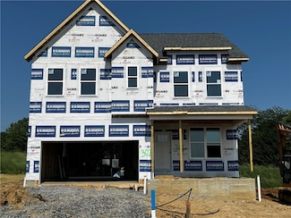 344 Leslie Farms Dr, Evans City, PA 16033