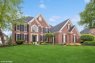 3N923 Ralph Waldo Emerson Ln Unit 9, Saint Charles, IL 60175