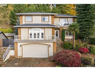 2525 Limerick Ln, West Linn, OR 97068