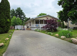 1030 Race St, Wisconsin Dells, WI 53965