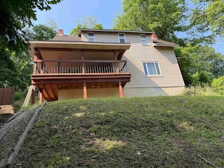 20 Hillside Dr, Fairmont, WV 26554