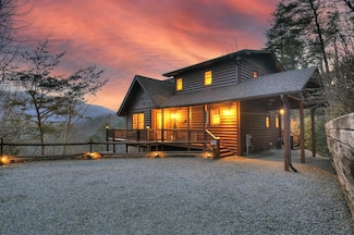 411 Ridge Trail, Blue Ridge, GA 30513