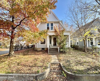1903 S Sergeant Ave, Joplin, MO 64804