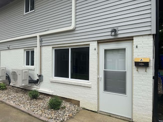 423 Cypress St Unit A, Newburgh, IN 47630