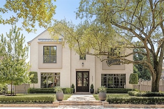 3637 Meadow Lake Ln, Houston, TX 77027