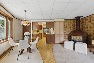 7022 N Navajo Ave, Milwaukee, WI 53217