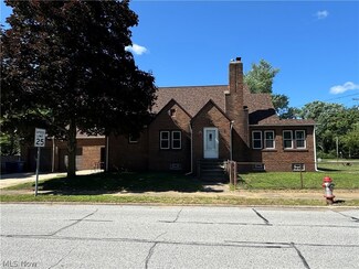 12 Levan Dr, Painesville, OH 44077