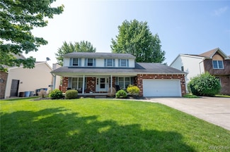 74 N Castlerock Ln, East Amherst, NY 14051