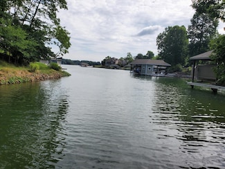 LOT 120 Parkway Ave, North Shore, VA 24121