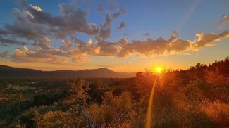 1 Skyline Dr, Oakhurst, CA 93644