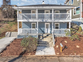 69 Jefferson Dr, Asheville, NC 28801