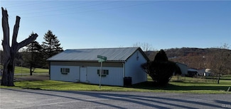 3252 Grant St, Washington Township, PA 18080