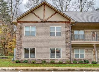 229 Bishops Cap Cir Unit 101, Townsend, TN 37882