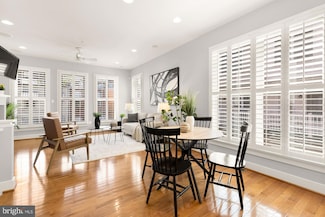 932 4th St SE, Washington, DC 20003