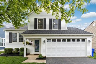 5042 Hidden View Dr, Hilliard, OH 43026