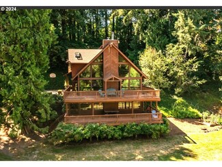 16501 SE Creswell Cove Ln, Happy Valley, OR 97086