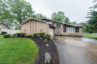 5761 Goodman Cir, North Royalton, OH 44133