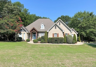 85 Menawa Pass, Millbrook, AL 36054