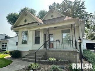 918 S Diamond St, Jacksonville, IL 62650