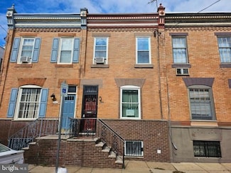 835 Greenwich St, Philadelphia, PA 19147