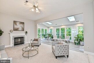 9021 Advantage Ct, Burke, VA 22015