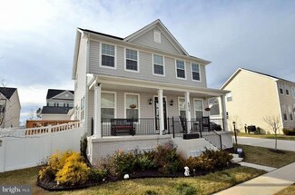 8870 Screech Owl Ct, Gainesville, VA 20155