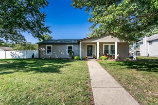 16 Mimosa Dr, Granite City, IL 62040
