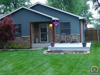 106 E Clark St, Mayetta, KS 66509