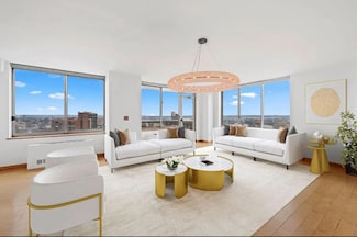 200 E 89th St Unit 42CN, New York, NY 10128