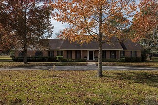1722 19th St, Winnie, TX 77665