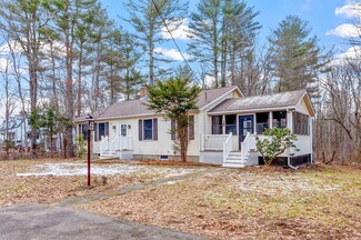 43 Hadley Rd, Merrimac, MA 01860
