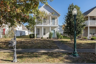 3608 S Tower Cir, Fayetteville, AR 72704