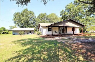 3211 Weoka Rd, Wetumpka, AL 36092