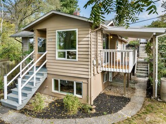 9418 14th Ave SW, Seattle, WA 98106