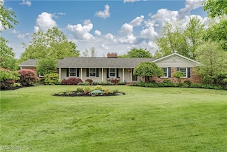 31449 Pinetree Rd, Cleveland, OH 44124