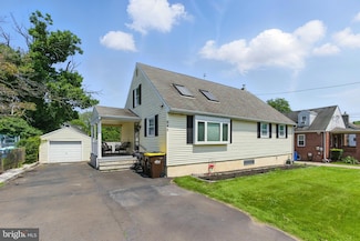 945 Walnut Ave, Bensalem, PA 19020