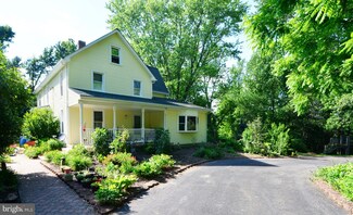 2165 Woodview Rd, Finksburg, MD 21048