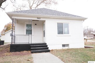 303 3rd St, Yutan, NE 68073