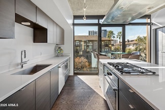 100 W Portland St Unit 401, Phoenix, AZ 85003