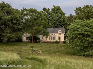 361 Schnackenberg Rd, Ghent, NY 12075