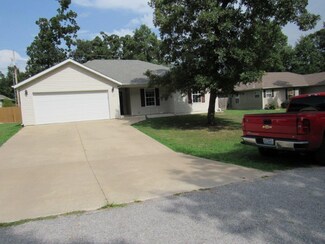 139 Red Oak Loop, Carl Junction, MO 64834