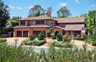 25681 Lone Acres Ln, Laguna Hills, CA 92653