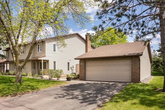 4724 Anne Point, Saint Paul, MN 55122