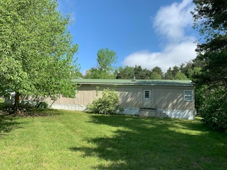 5501 Egner St NE, Cedar Springs, MI 49319