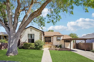 32 Lorraine Ave, Pittsburg, CA 94565