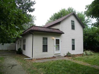 105 N West St, Milford, IN 46542